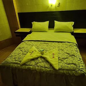 Large Single Room